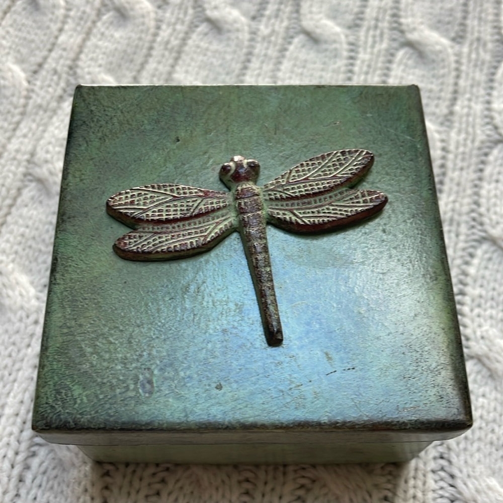 Metal dragonfly trinket box with lid 3.5” square 2” tall. Green painted finish